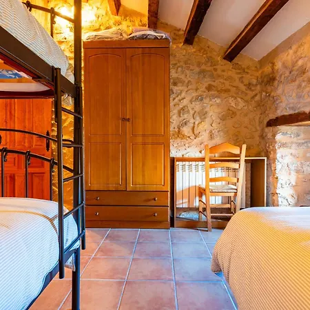 Dom wakacyjny Casa Rural Carrer Pla *